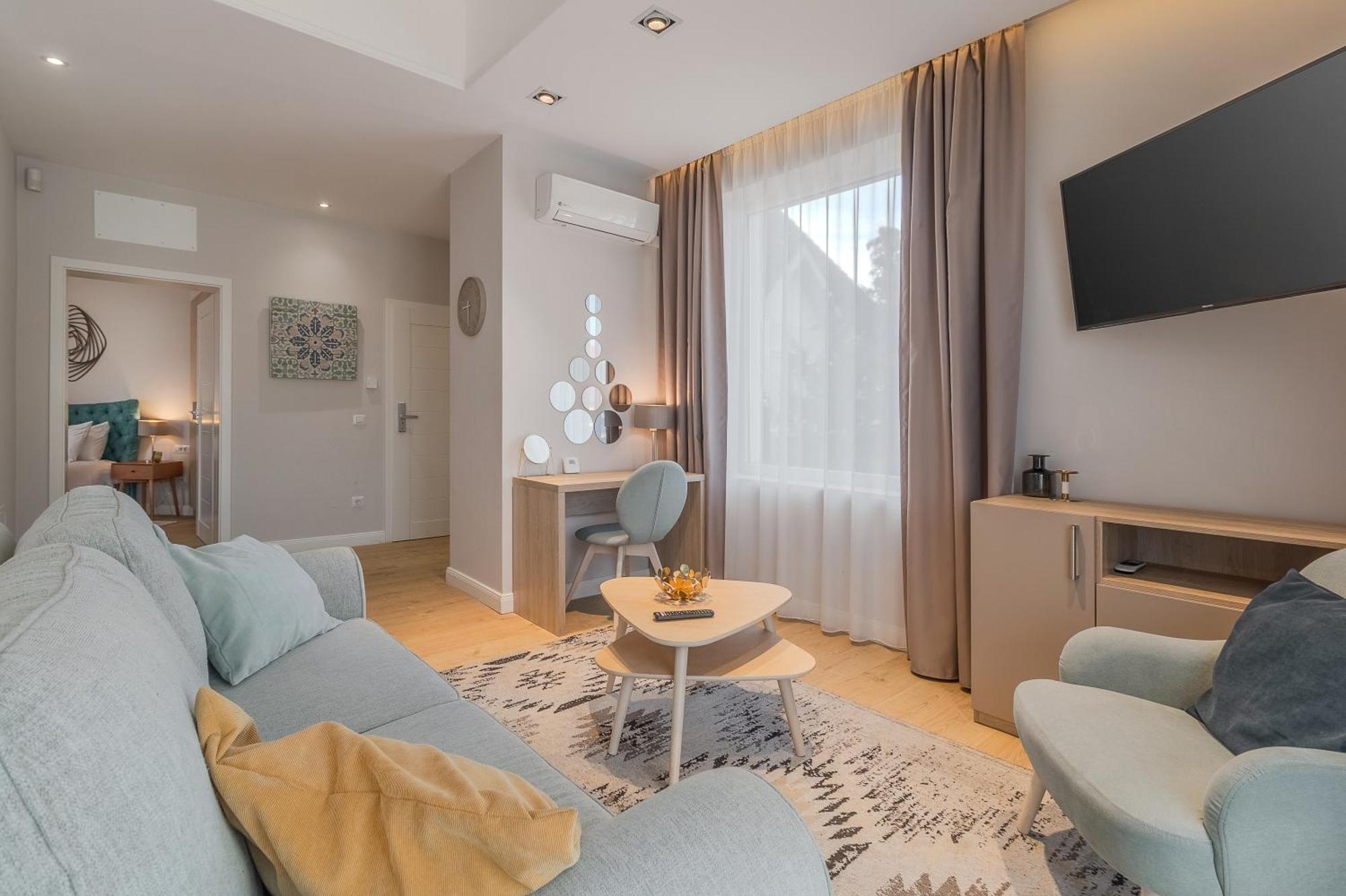 Dozsa Residence Oradea Exterior photo
