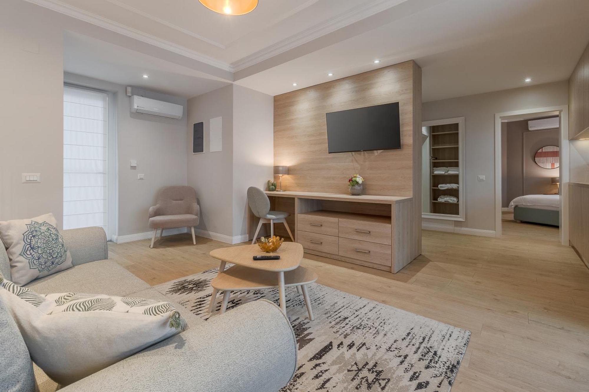 Dozsa Residence Oradea Exterior photo