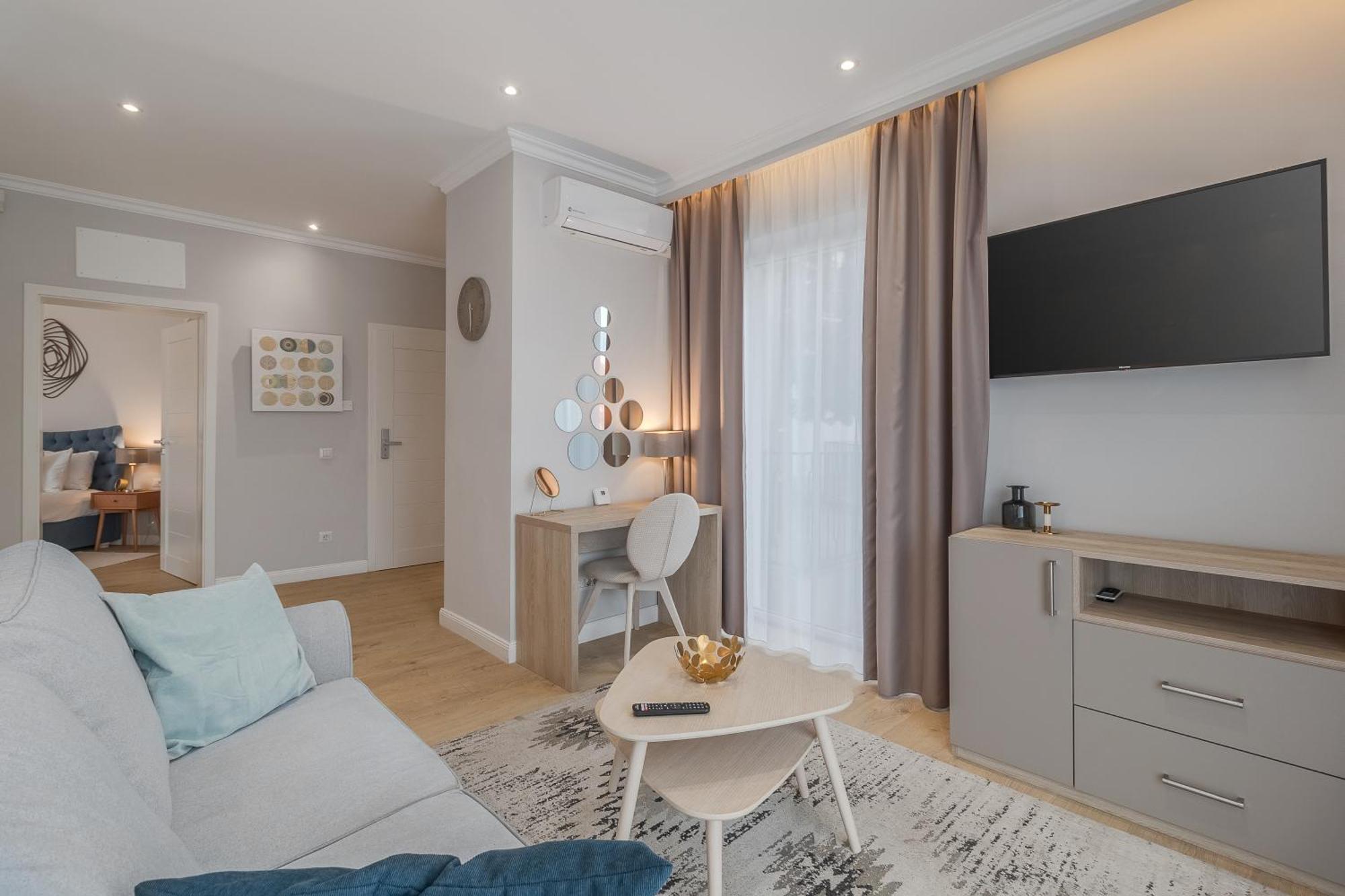 Dozsa Residence Oradea Exterior photo